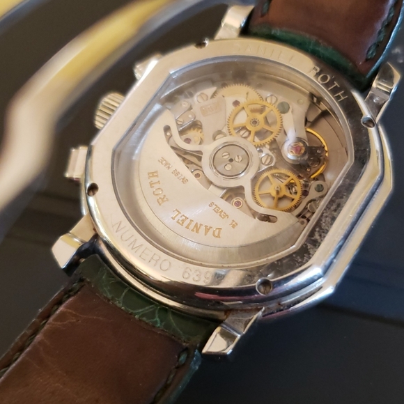 Watch - Picture 6 of 7